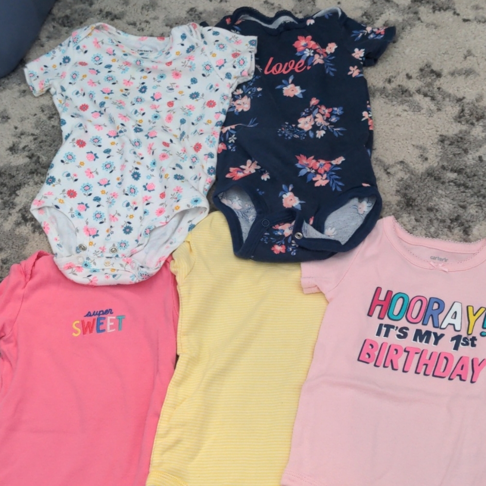 Five 12 mo onsies